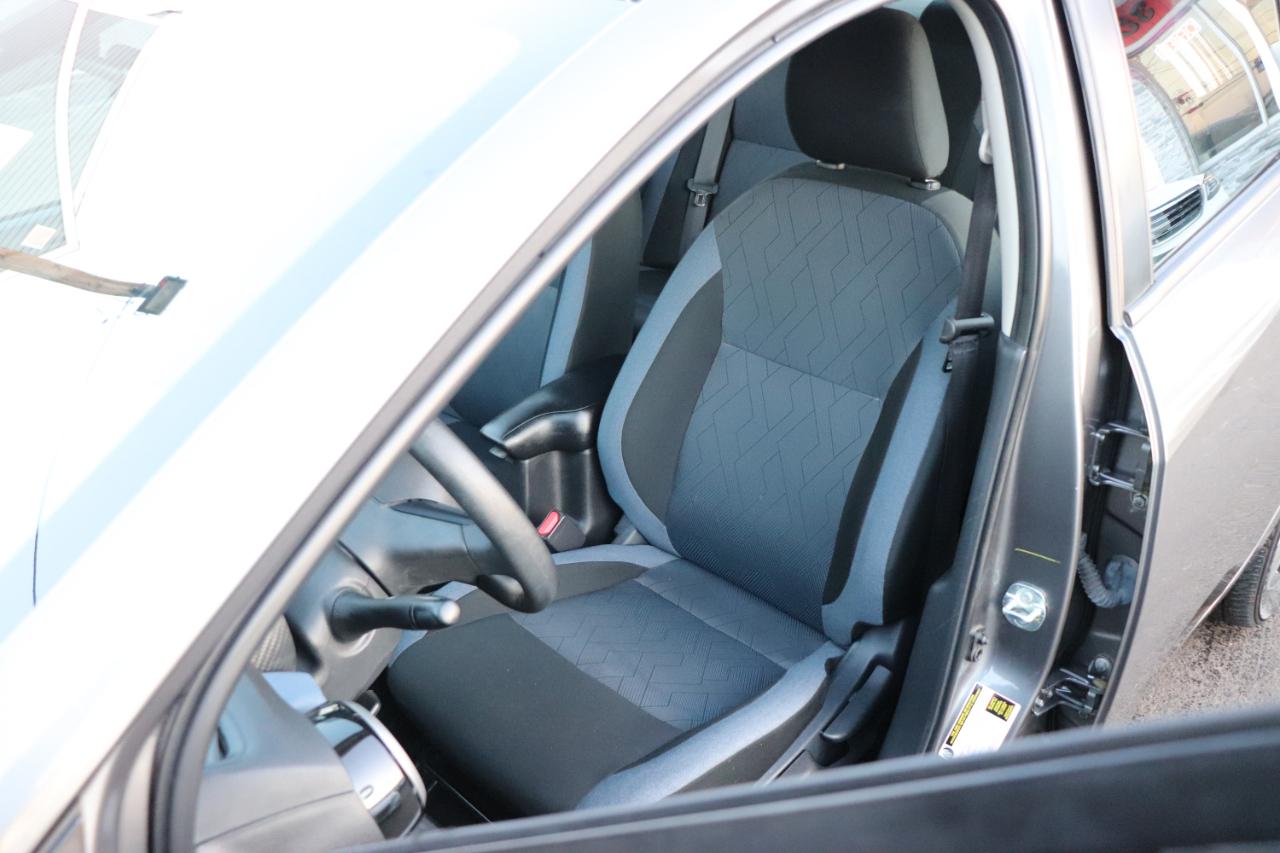 Nissan Versa SV CVT 2024