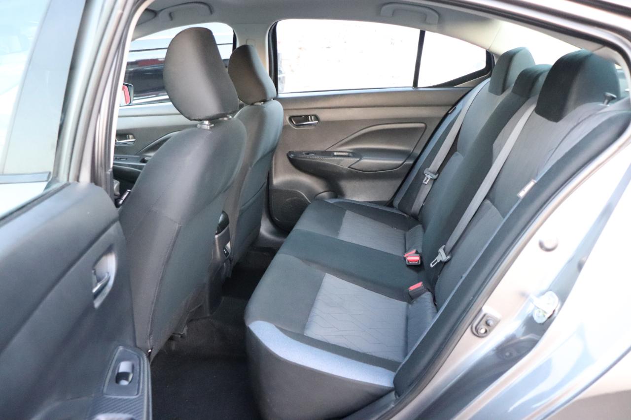 Nissan Versa SV CVT 2024