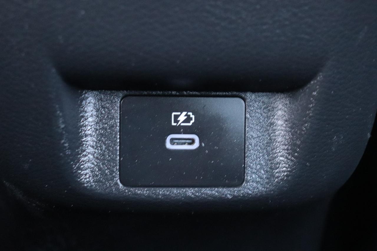 Nissan Versa SV CVT 2024