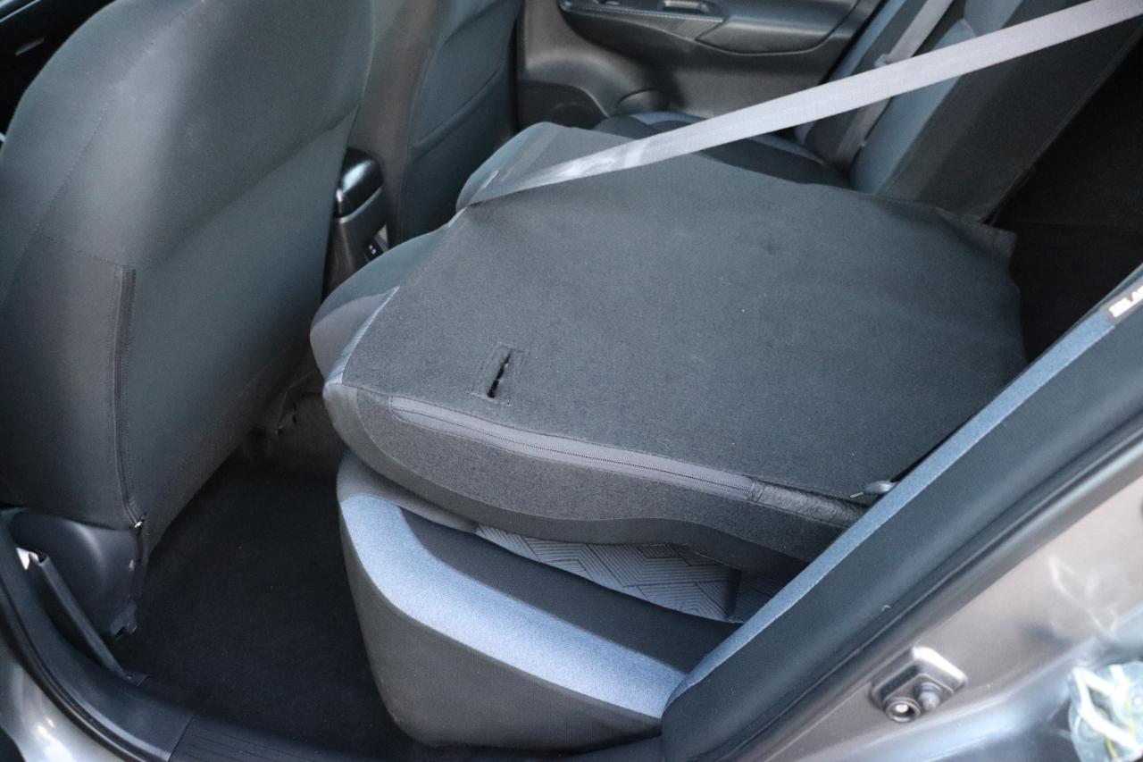 Nissan Versa SV CVT 2024