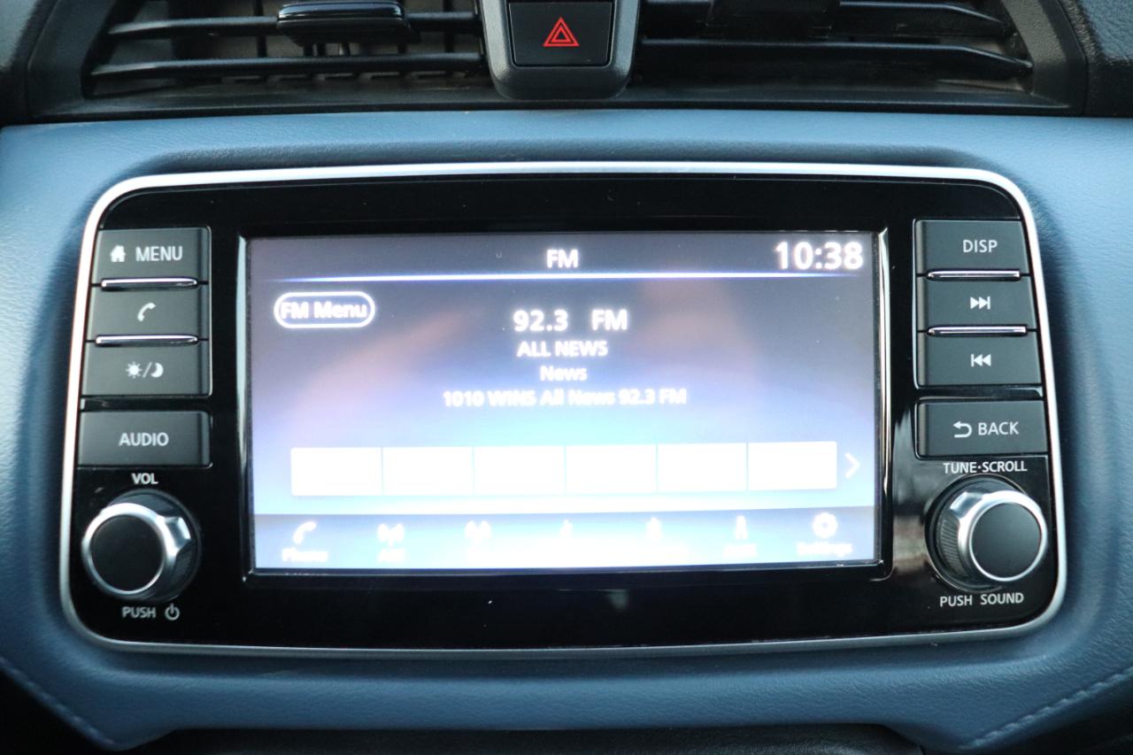 Nissan Versa SV CVT 2024