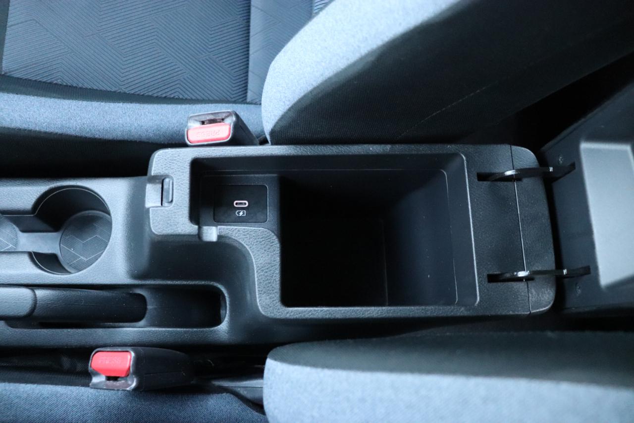 Nissan Versa SV CVT 2024