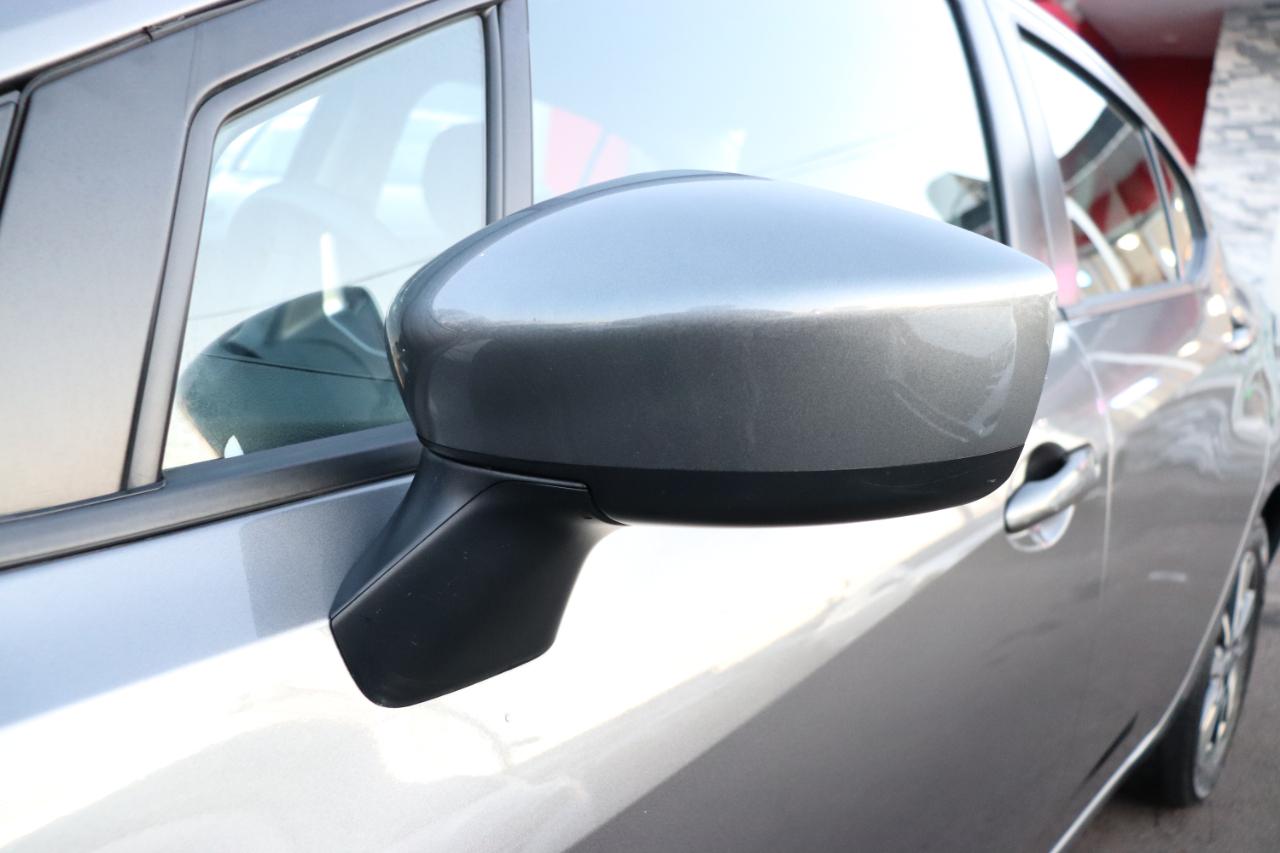 Nissan Versa SV CVT 2024