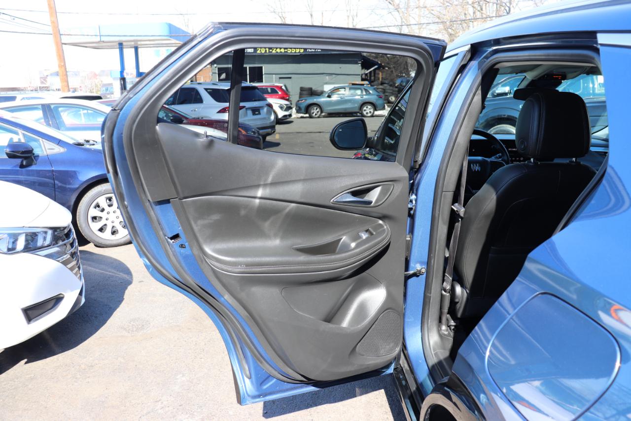 Buick Encore GX AWD 4dr Sport Touring 2024