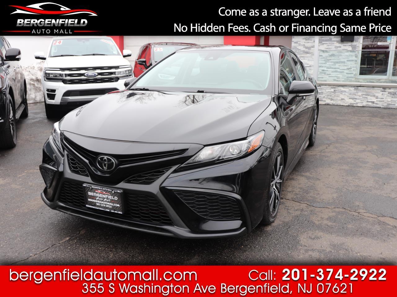 2024 Toyota Camry SE Auto (Natl)