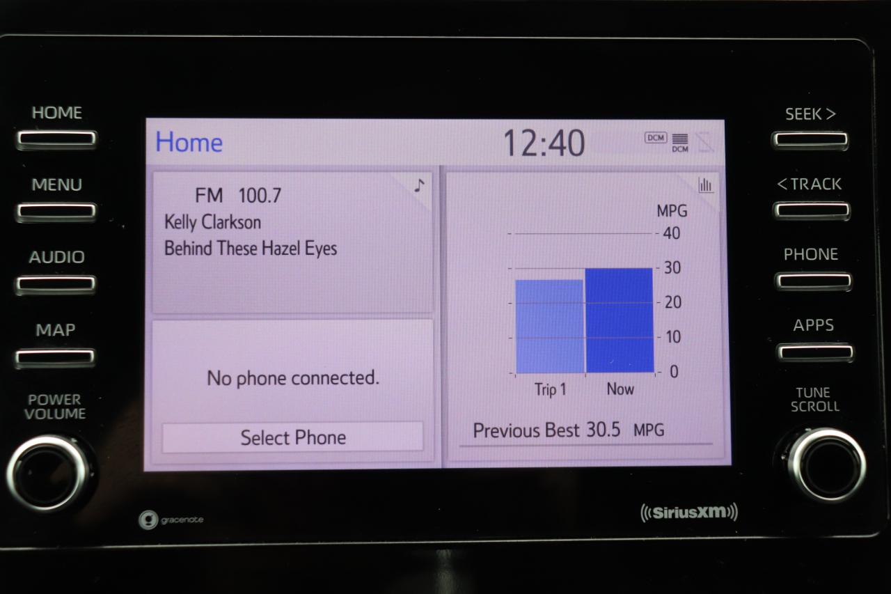 Toyota Camry SE Auto (Natl) 2024