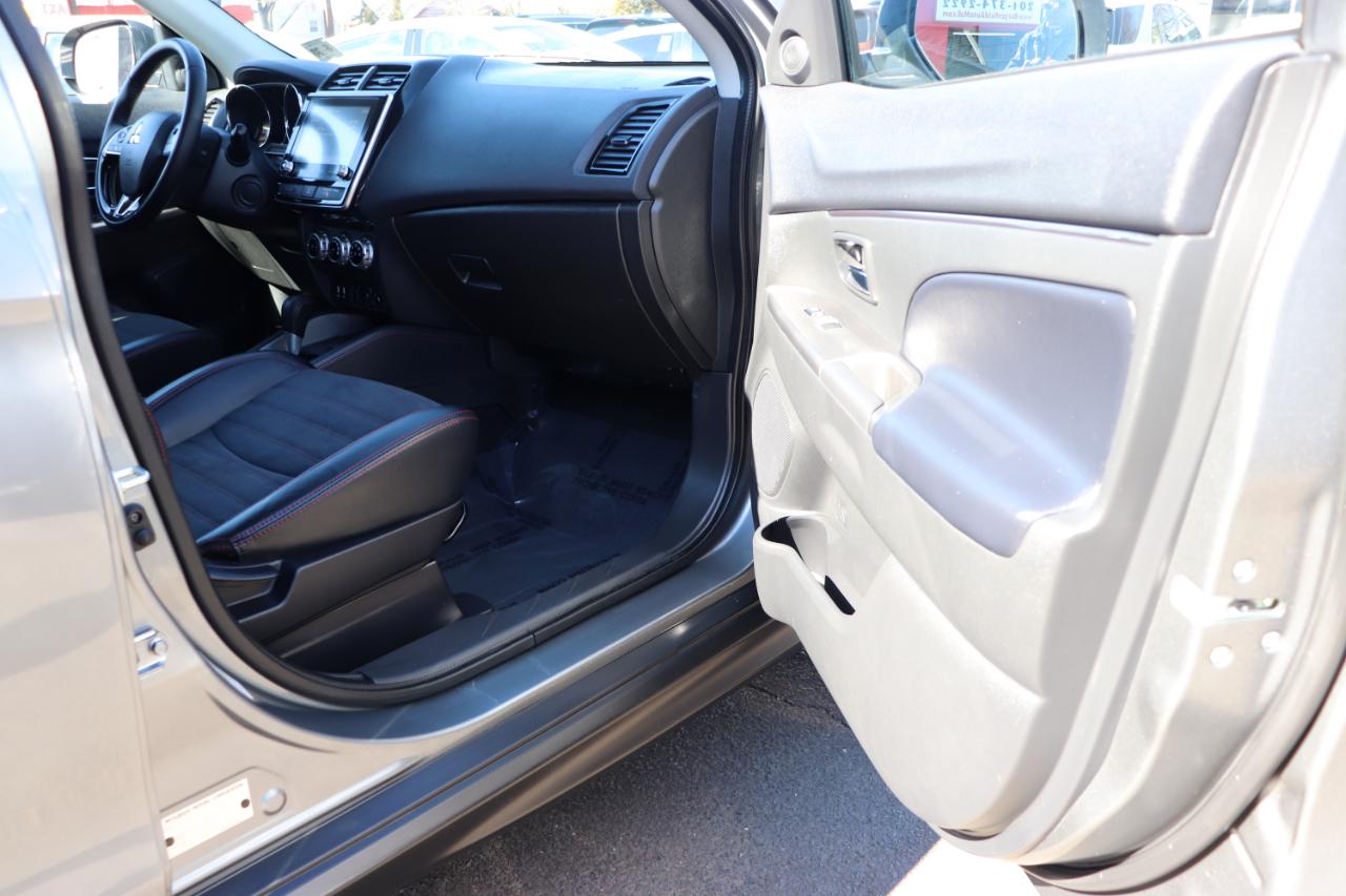 Mitsubishi Outlander Sport SE 2.0 AWC 2025