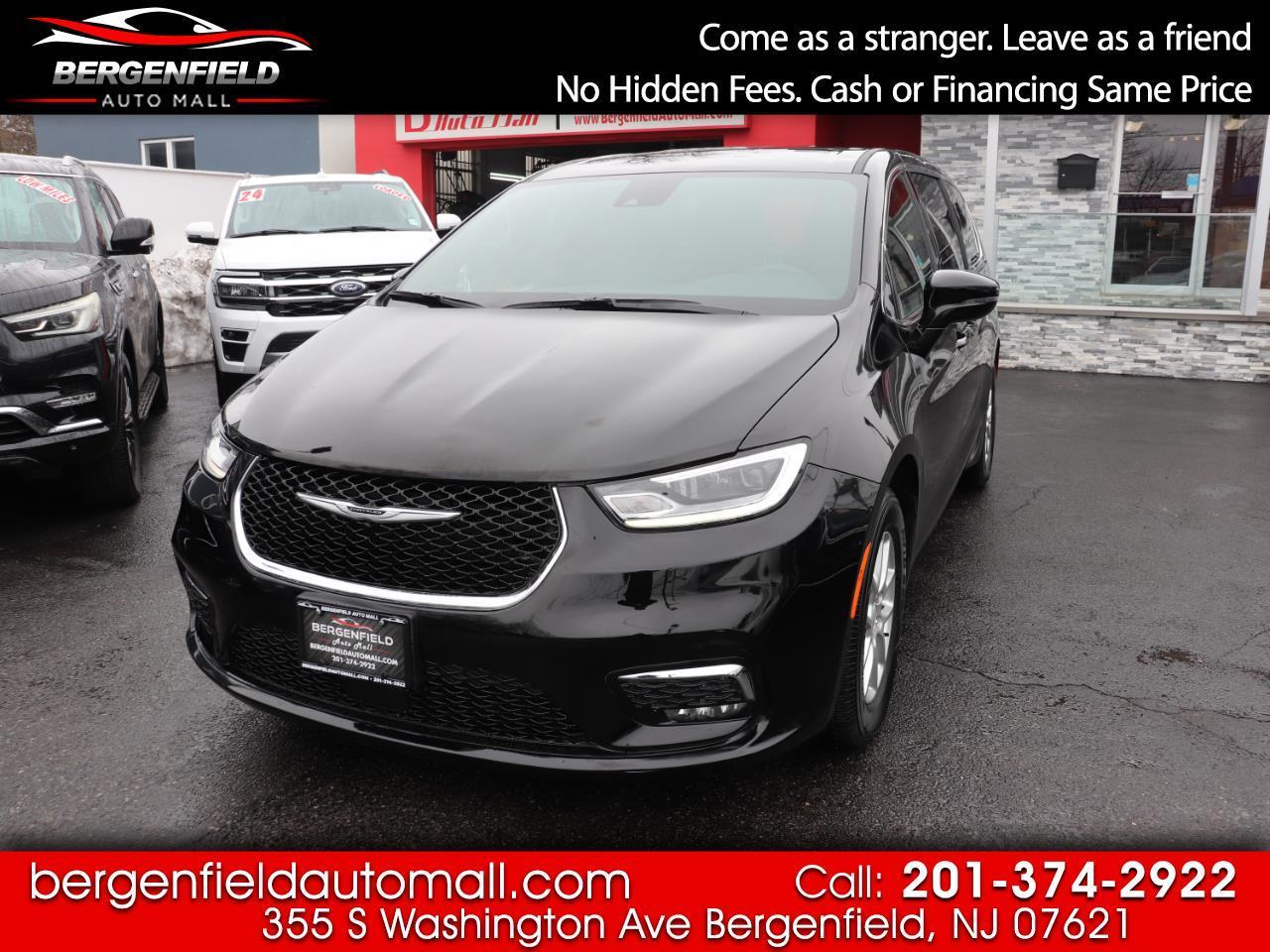 2025 Chrysler Pacifica Select FWD