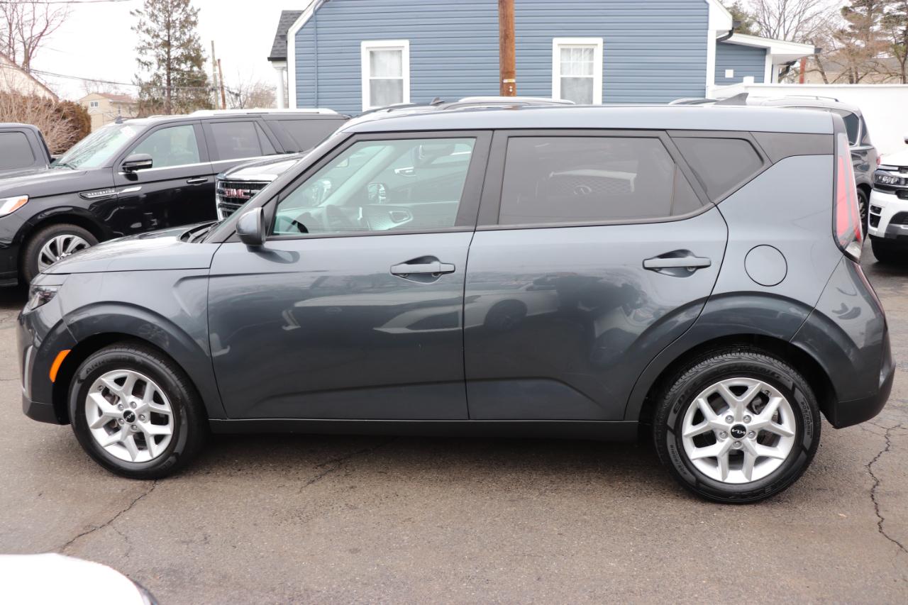 Kia Soul LX IVT 2023