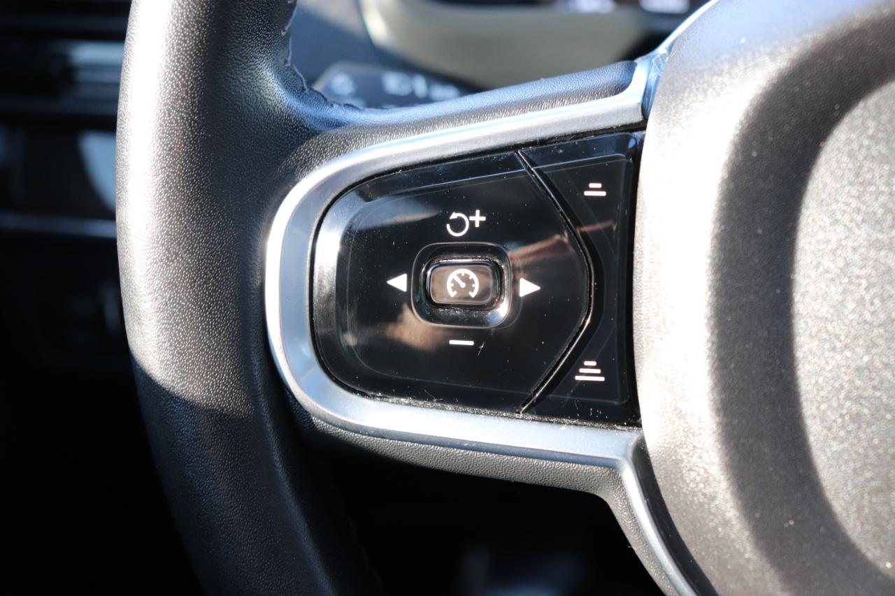 Volvo XC90 AWD 4dr T6 Momentum 2016