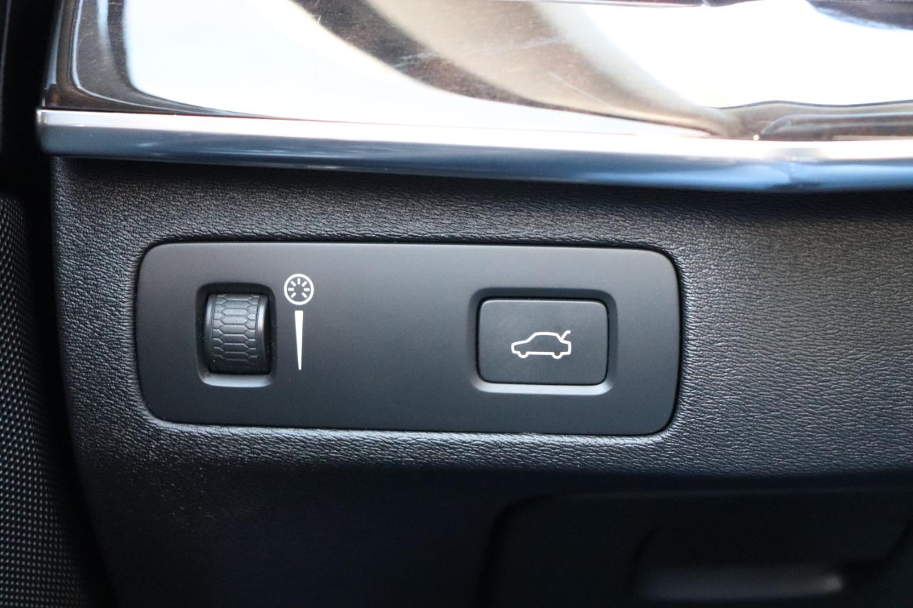 Volvo XC90 AWD 4dr T6 Momentum 2016