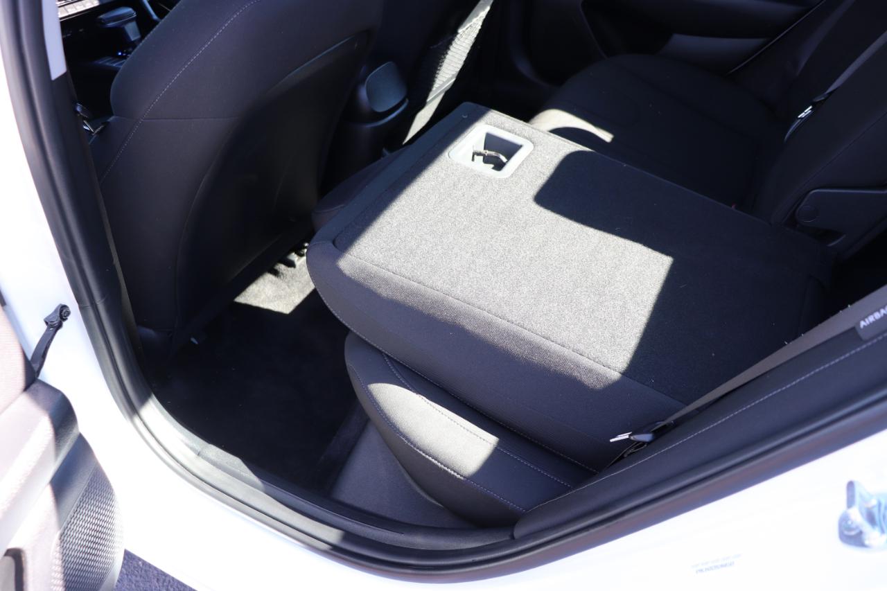 Hyundai Elantra SEL Convenience IVT 2025