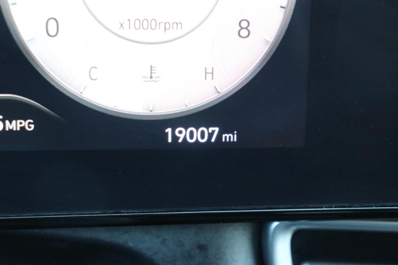 Hyundai Elantra SEL Convenience IVT 2025