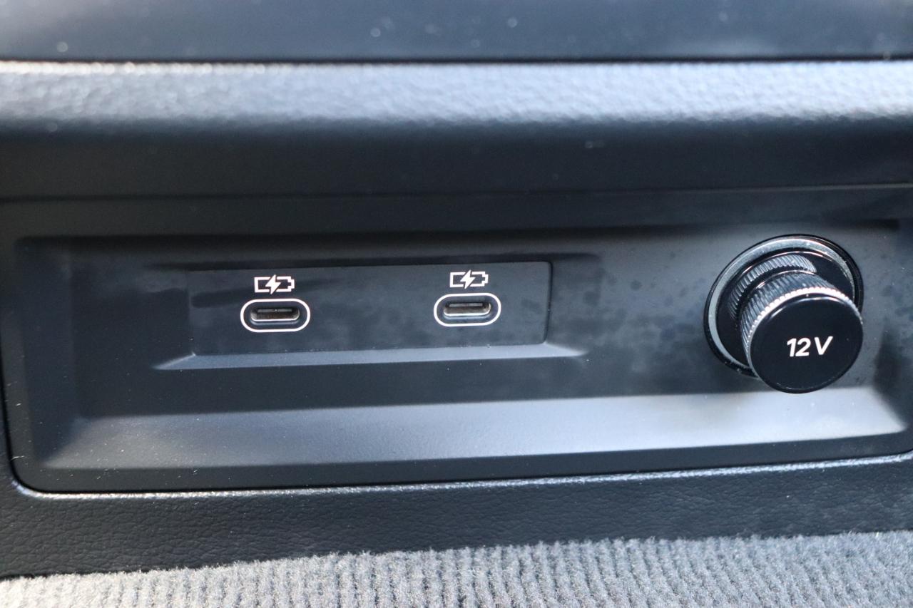 Audi A6 Sedan Premium Plus 45 TFSI quattro 2024