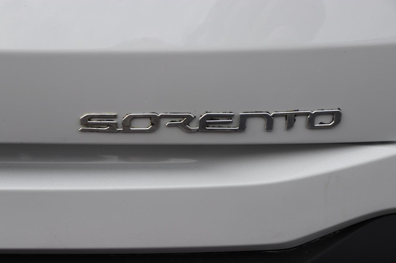 Kia Sorento S FWD 2024