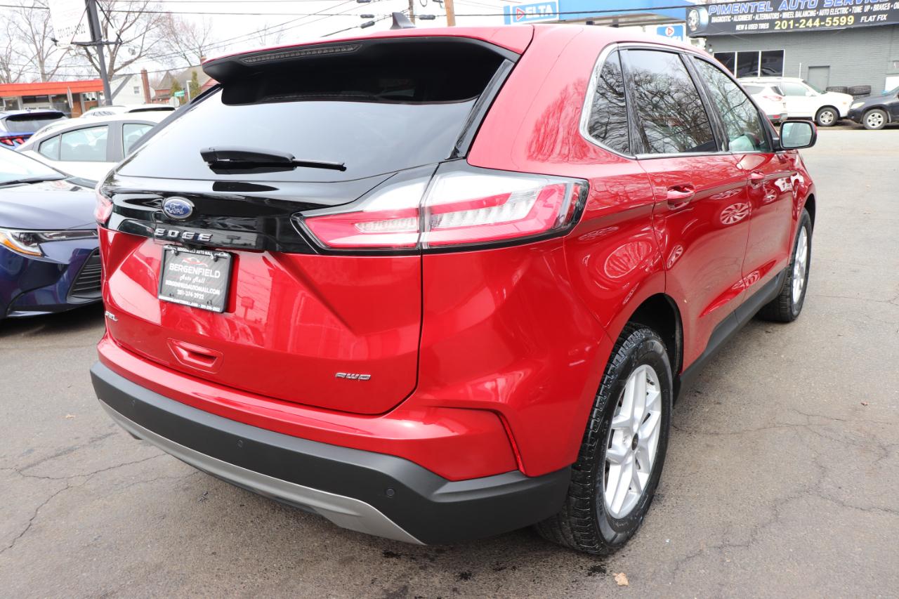 Ford Edge SEL AWD 2024