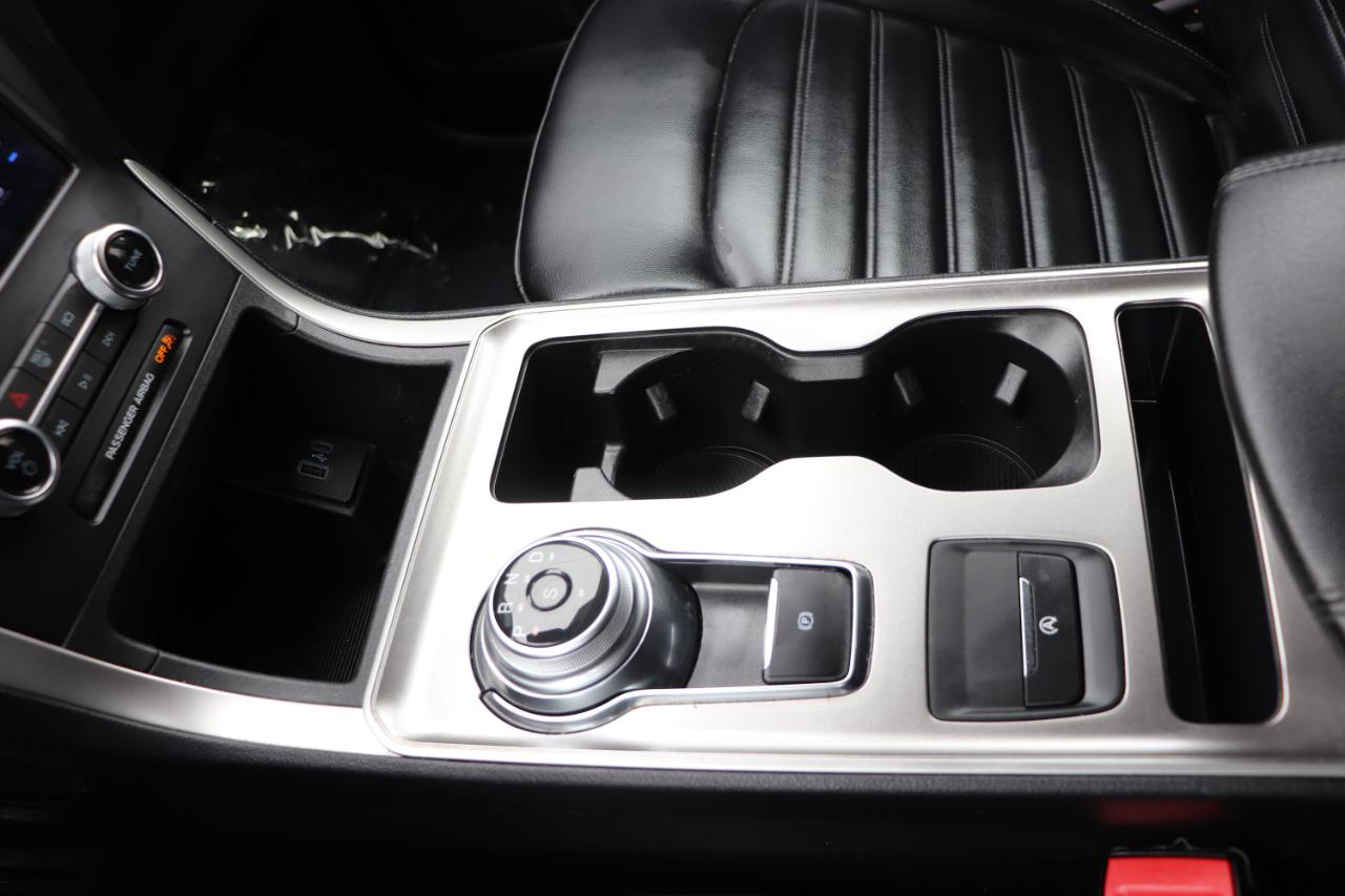 Ford Edge SEL AWD 2024