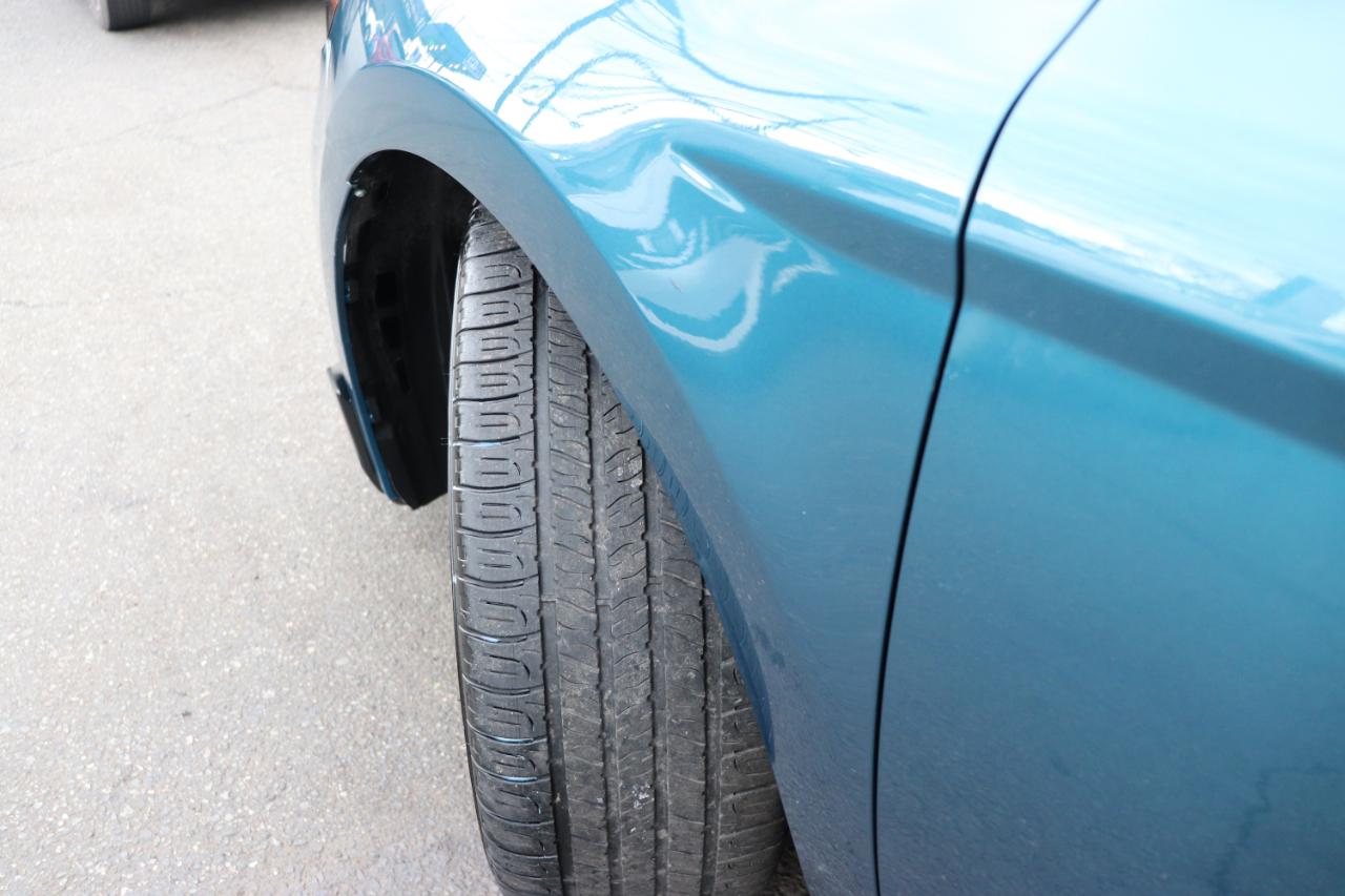 Toyota Camry SE (Natl) 2025