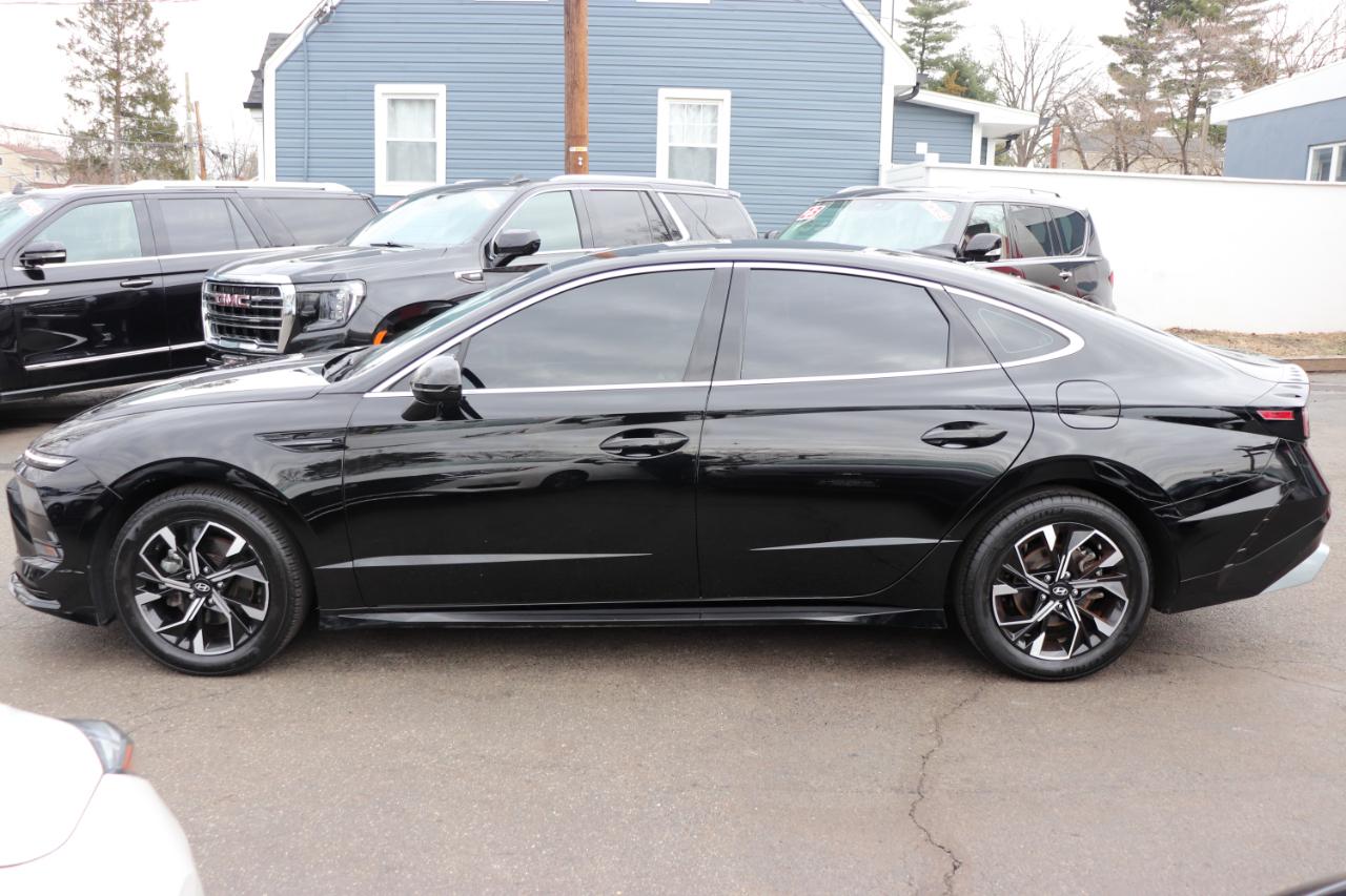 Hyundai Sonata SEL FWD 2025