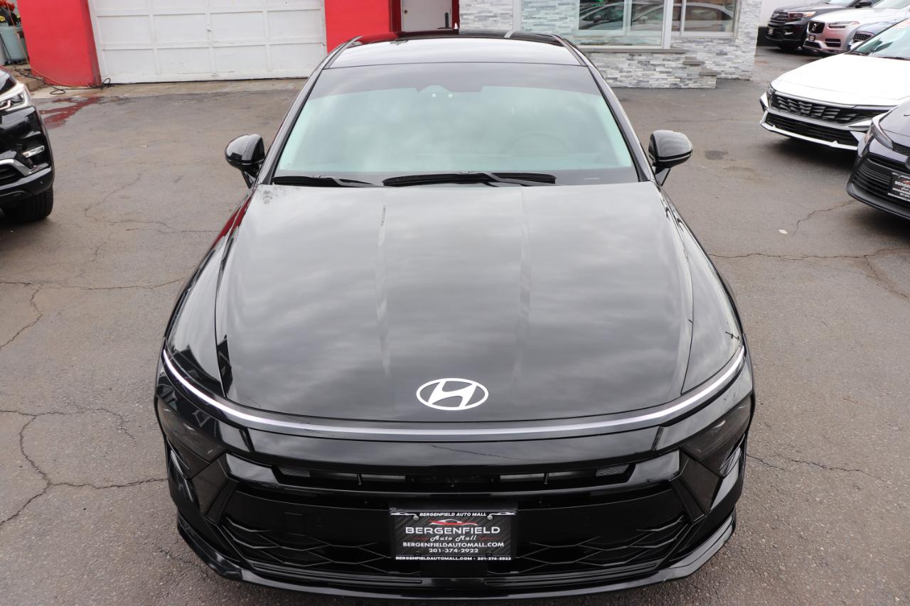 Hyundai Sonata SEL FWD 2025