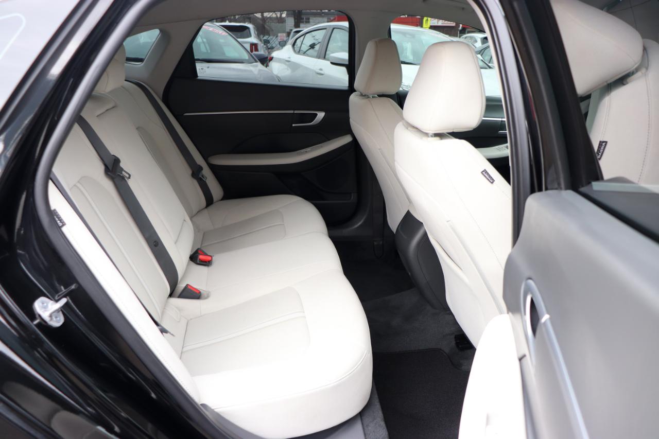 Hyundai Sonata SEL FWD 2025