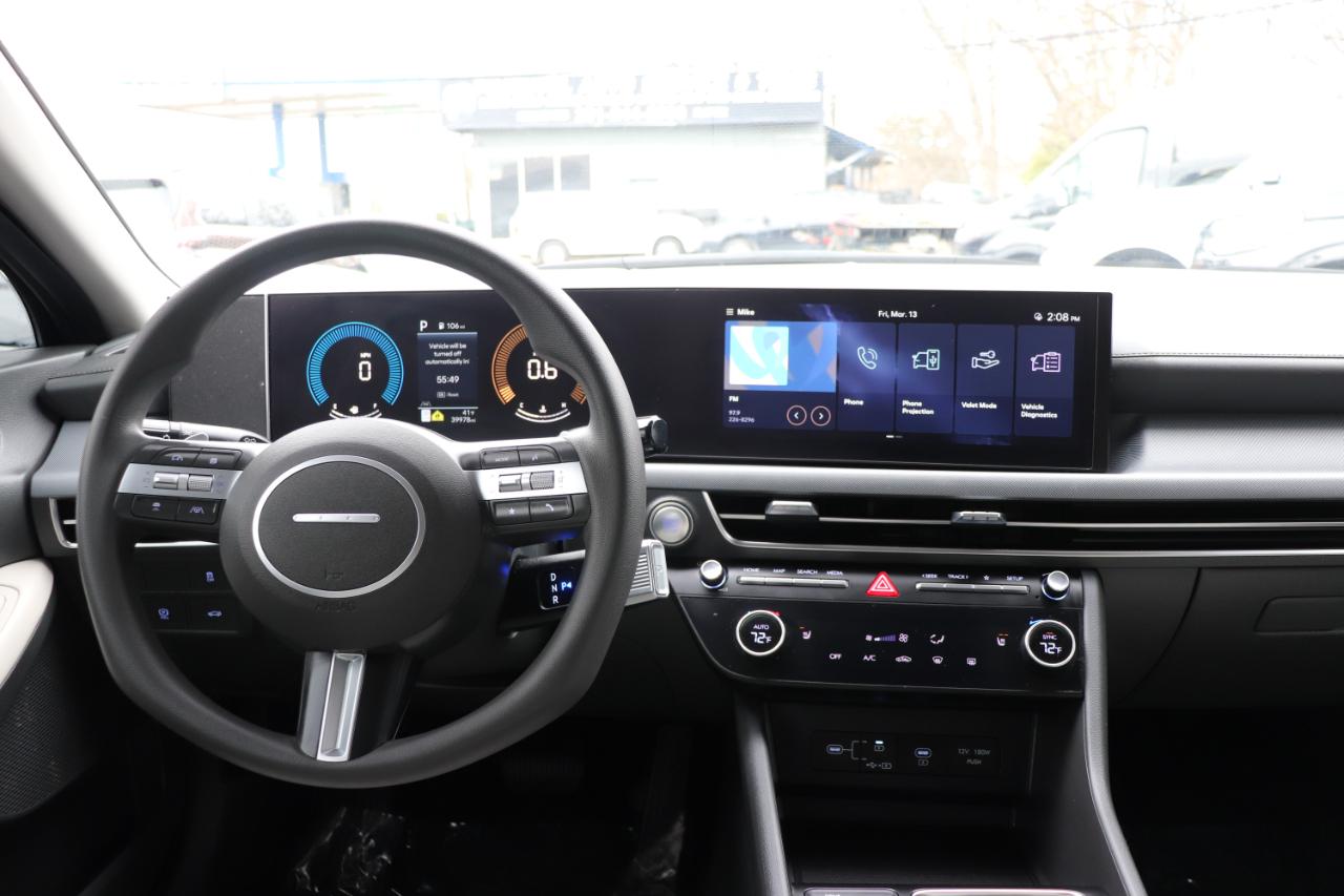 Hyundai Sonata SEL FWD 2025