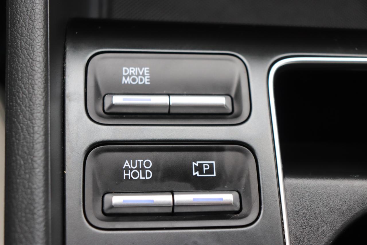 Hyundai Sonata SEL FWD 2025