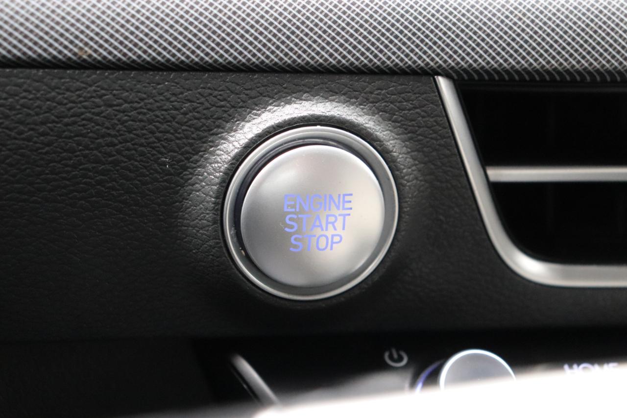 Hyundai Sonata SEL FWD 2025