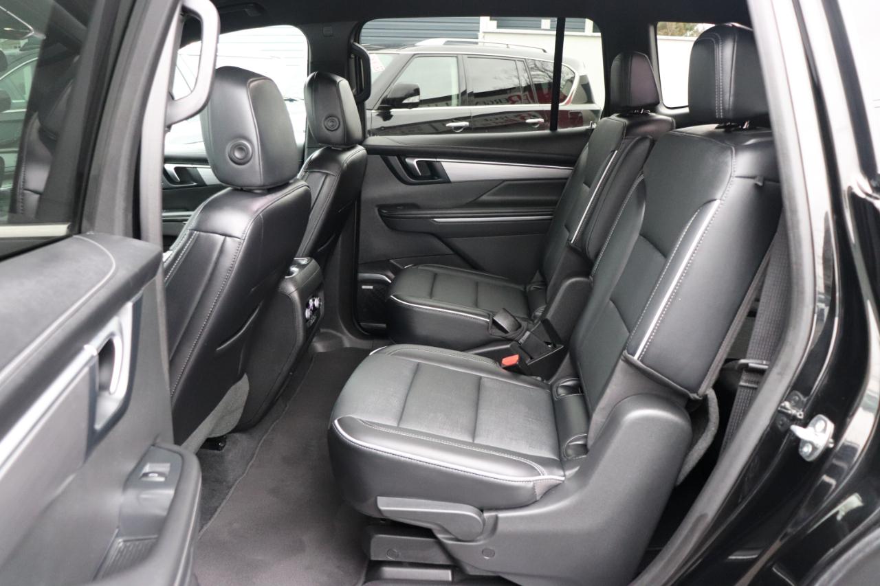 Buick Enclave AWD 4dr Leather 2025