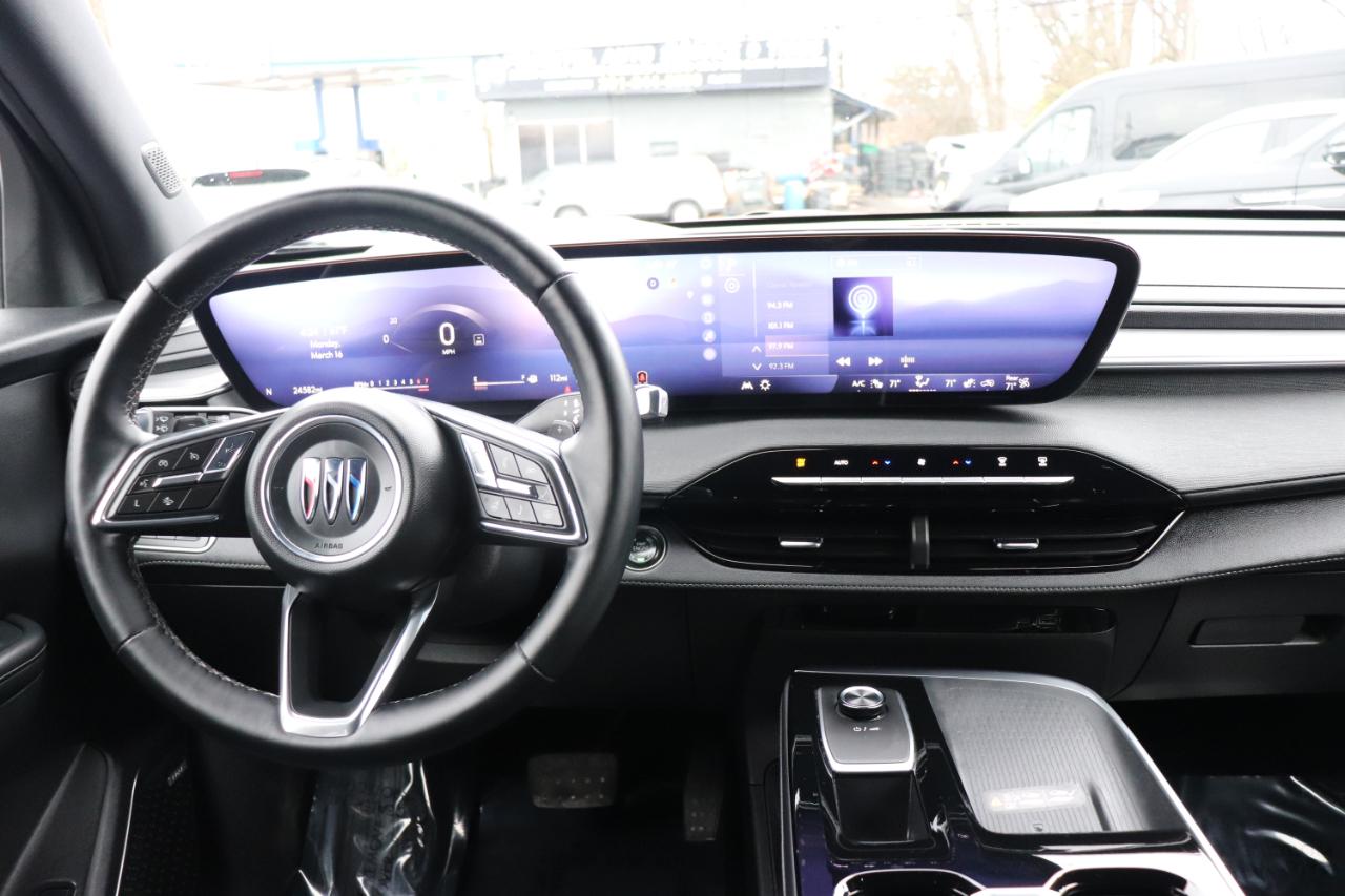 Buick Enclave AWD 4dr Leather 2025