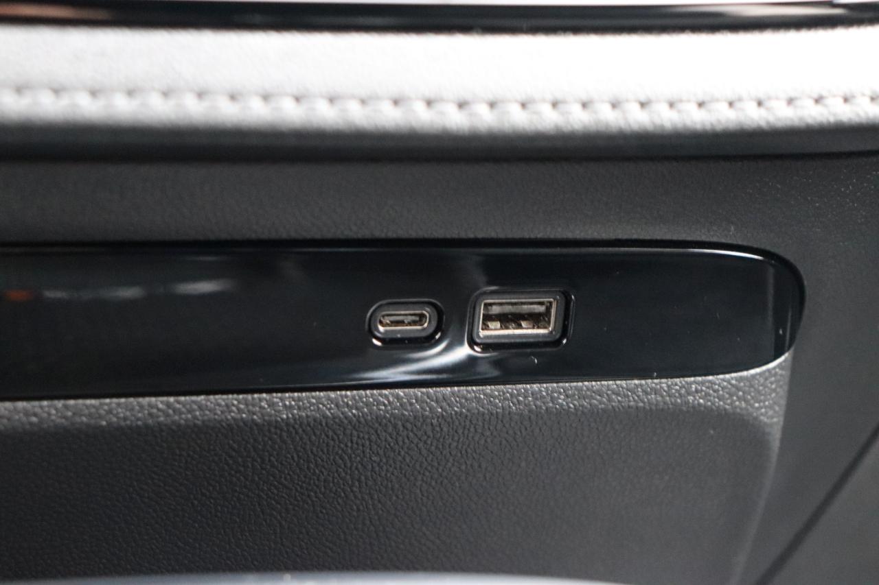 Buick Enclave AWD 4dr Leather 2025