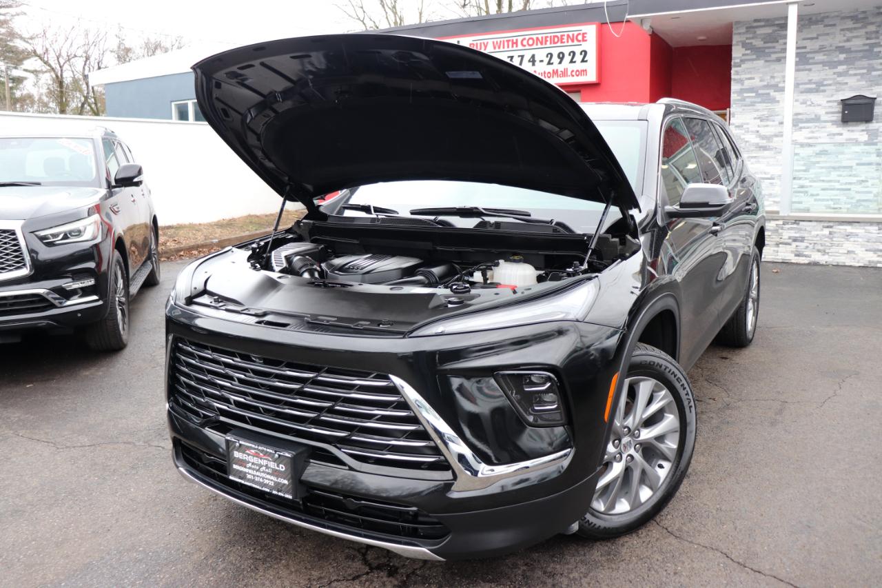 Buick Enclave AWD 4dr Leather 2025