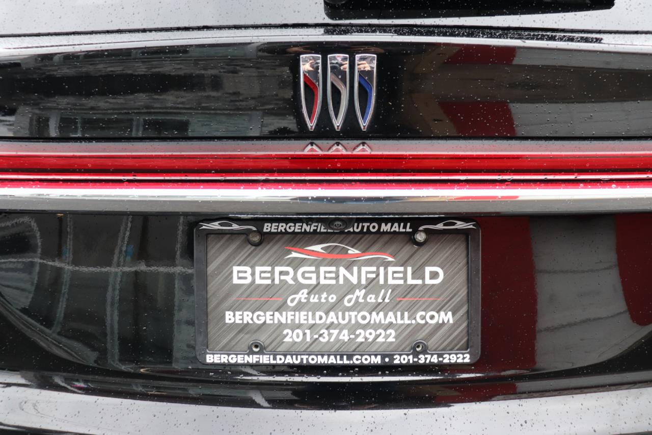 Buick Enclave AWD 4dr Leather 2025