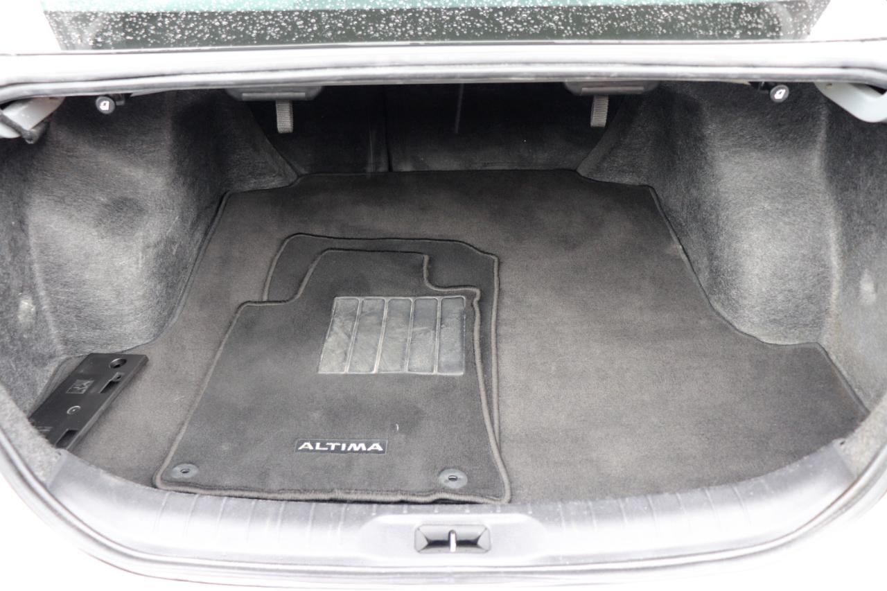 Nissan Altima 2.5 SV Sedan 2024