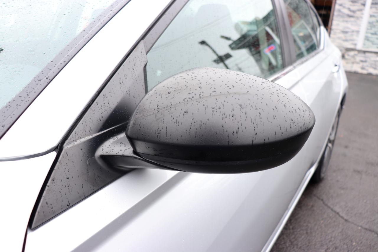 Nissan Altima 2.5 SV Sedan 2024