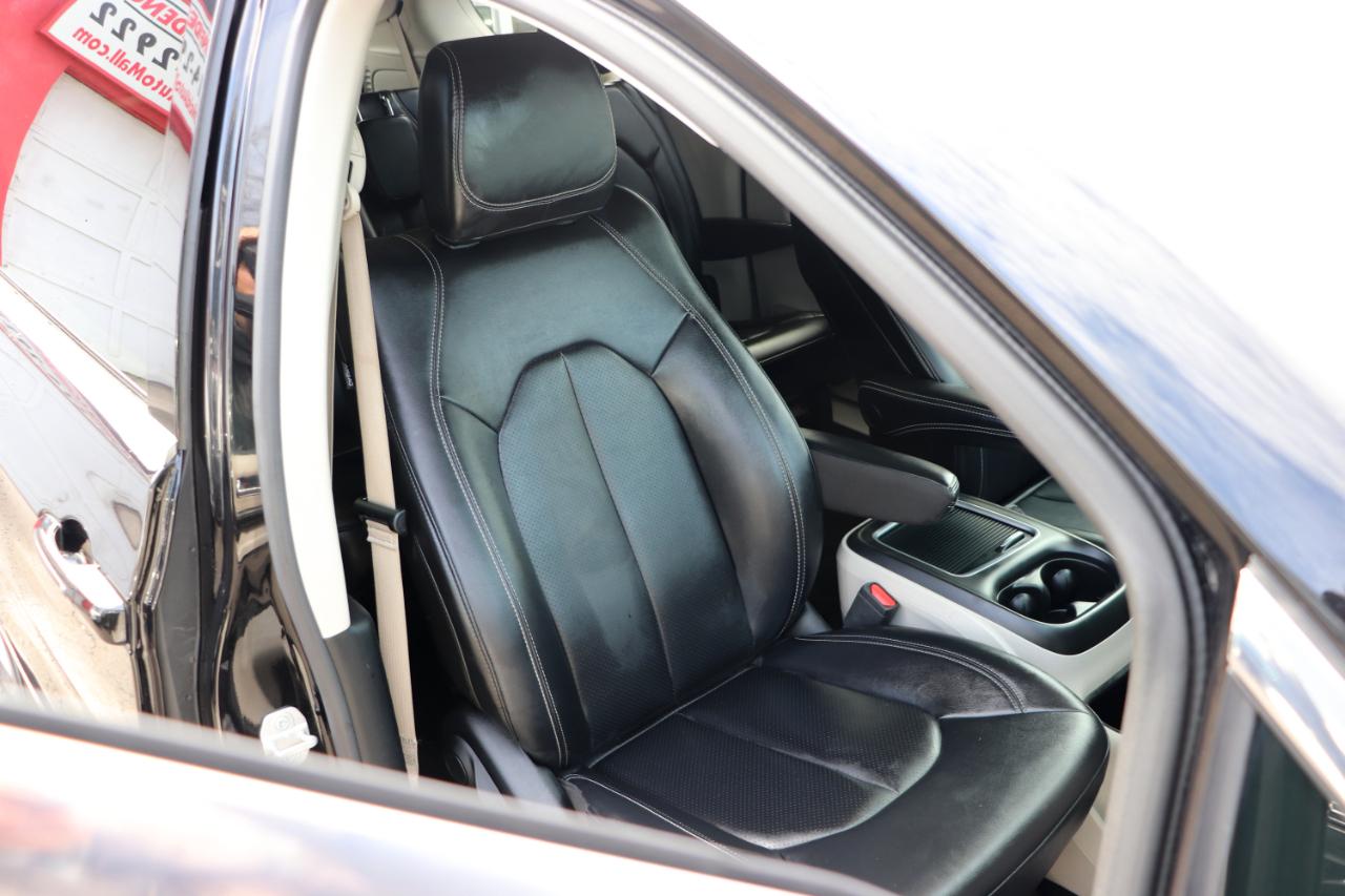 Chrysler Pacifica Touring L FWD 2024