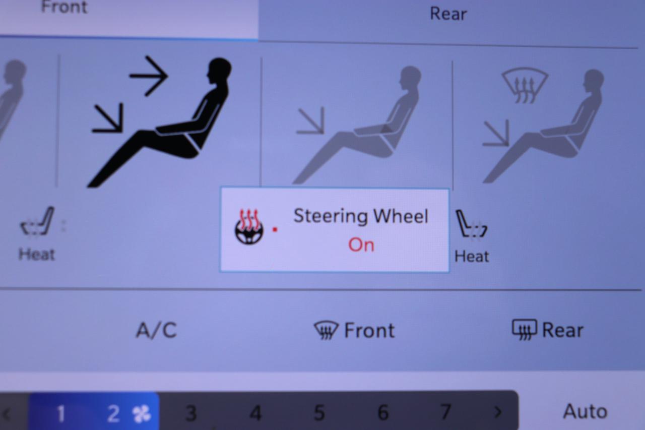 Chrysler Pacifica Touring L FWD 2024