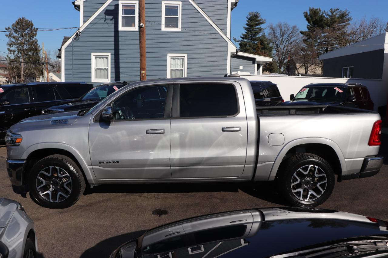 RAM 1500 Laramie 4x4 Crew Cab 5'7" Box 2025