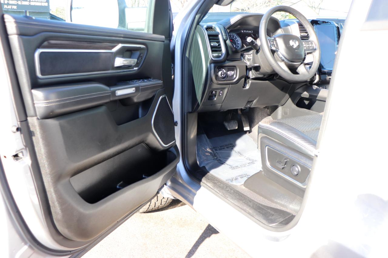 RAM 1500 Laramie 4x4 Crew Cab 5'7" Box 2025