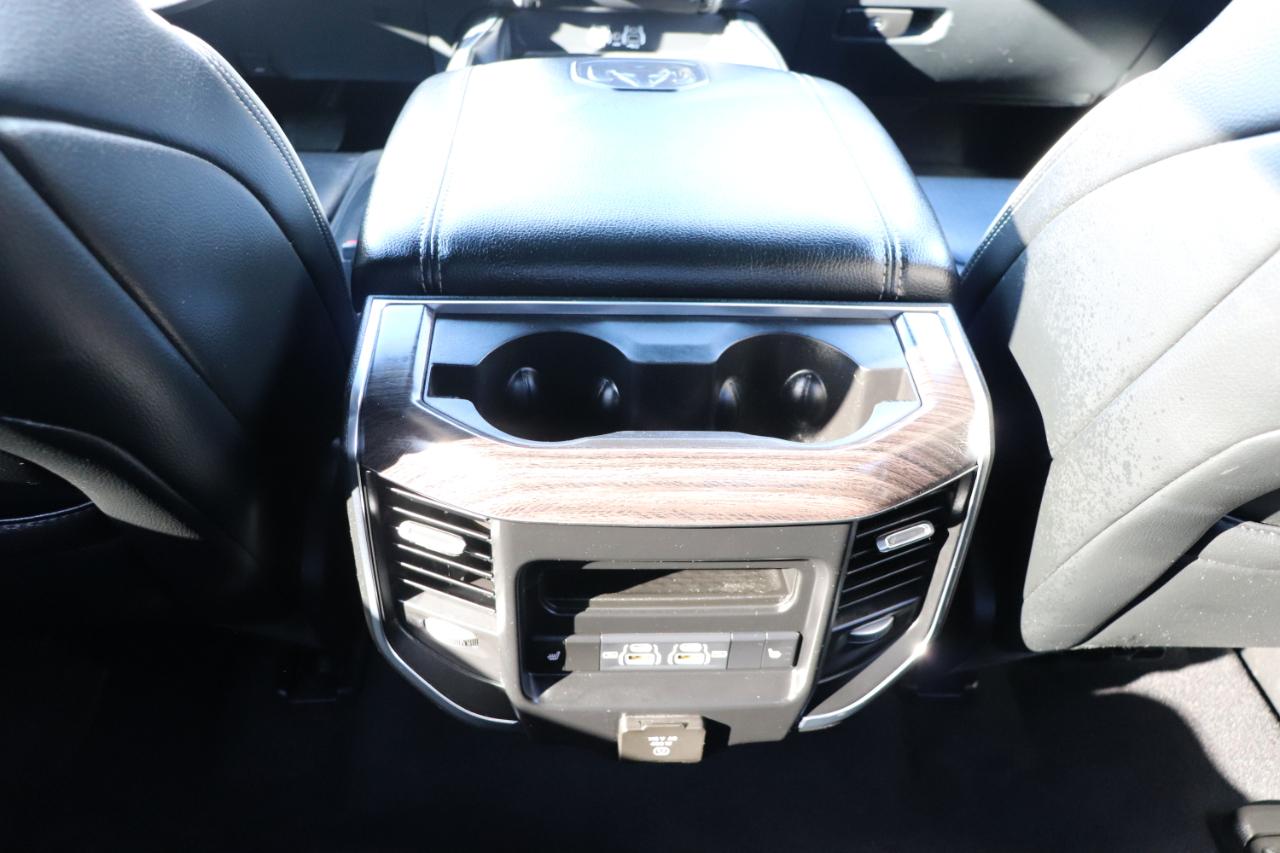 RAM 1500 Laramie 4x4 Crew Cab 5'7" Box 2025