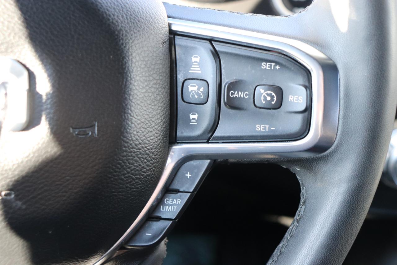 RAM 1500 Laramie 4x4 Crew Cab 5'7" Box 2025