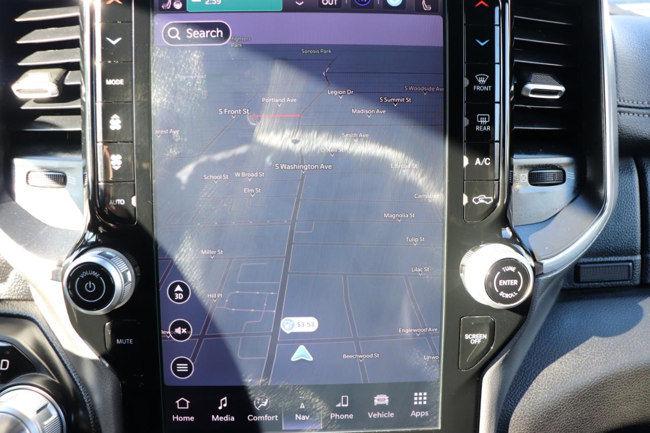 RAM 1500 Laramie 4x4 Crew Cab 5'7" Box 2025