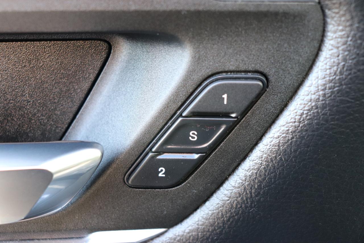 RAM 1500 Laramie 4x4 Crew Cab 5'7" Box 2025