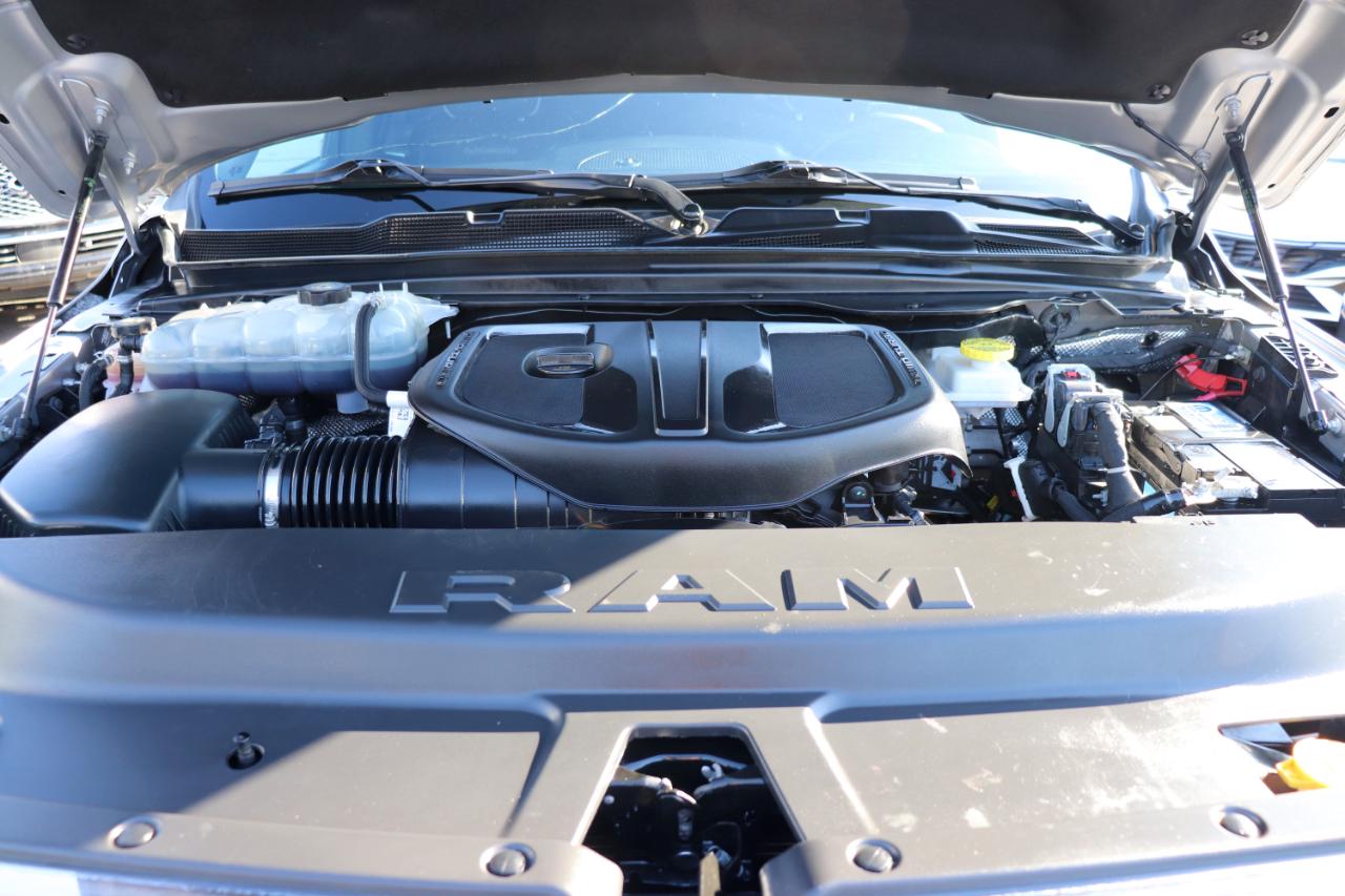 RAM 1500 Laramie 4x4 Crew Cab 5'7" Box 2025