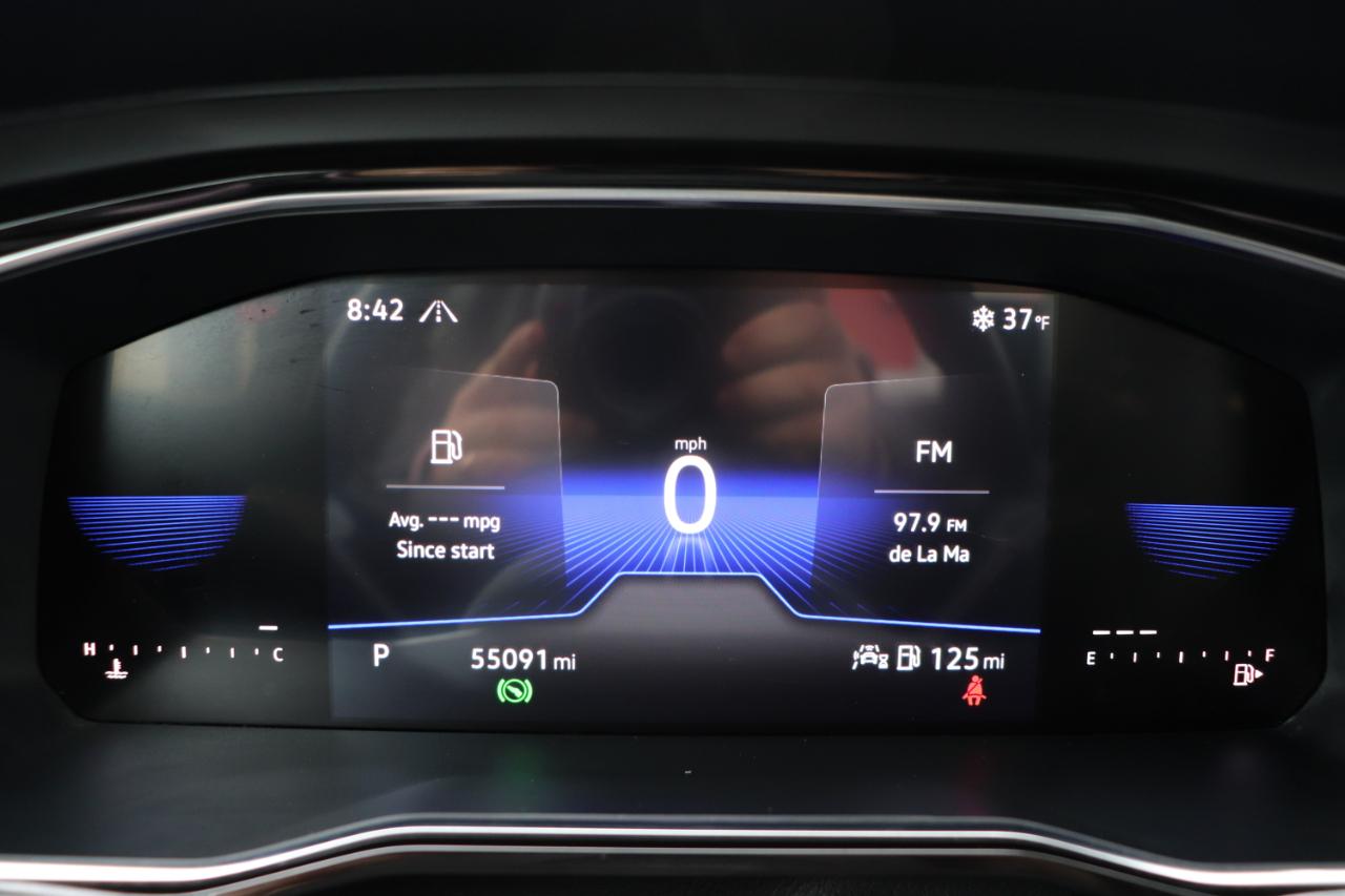 Volkswagen Jetta SE Auto 2024