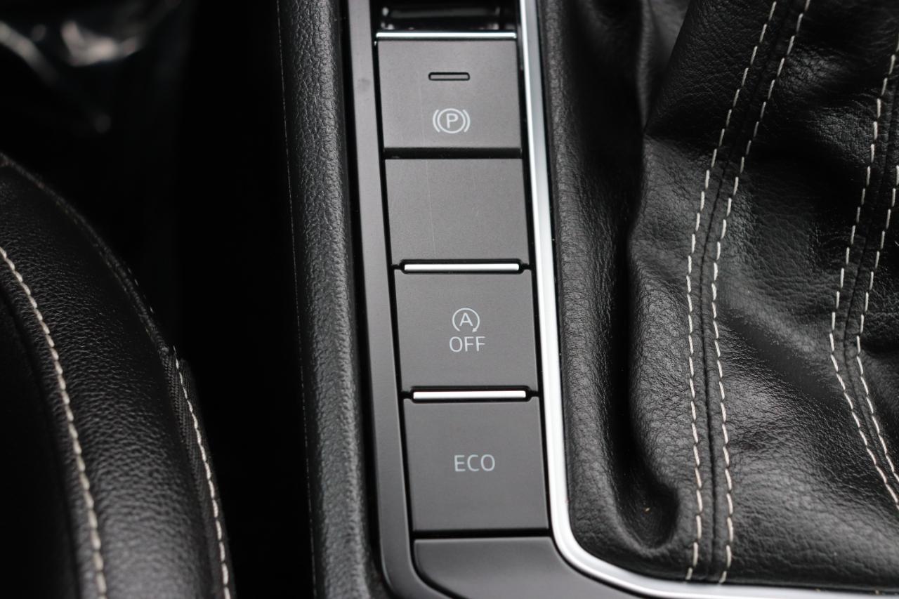 Volkswagen Jetta SE Auto 2024