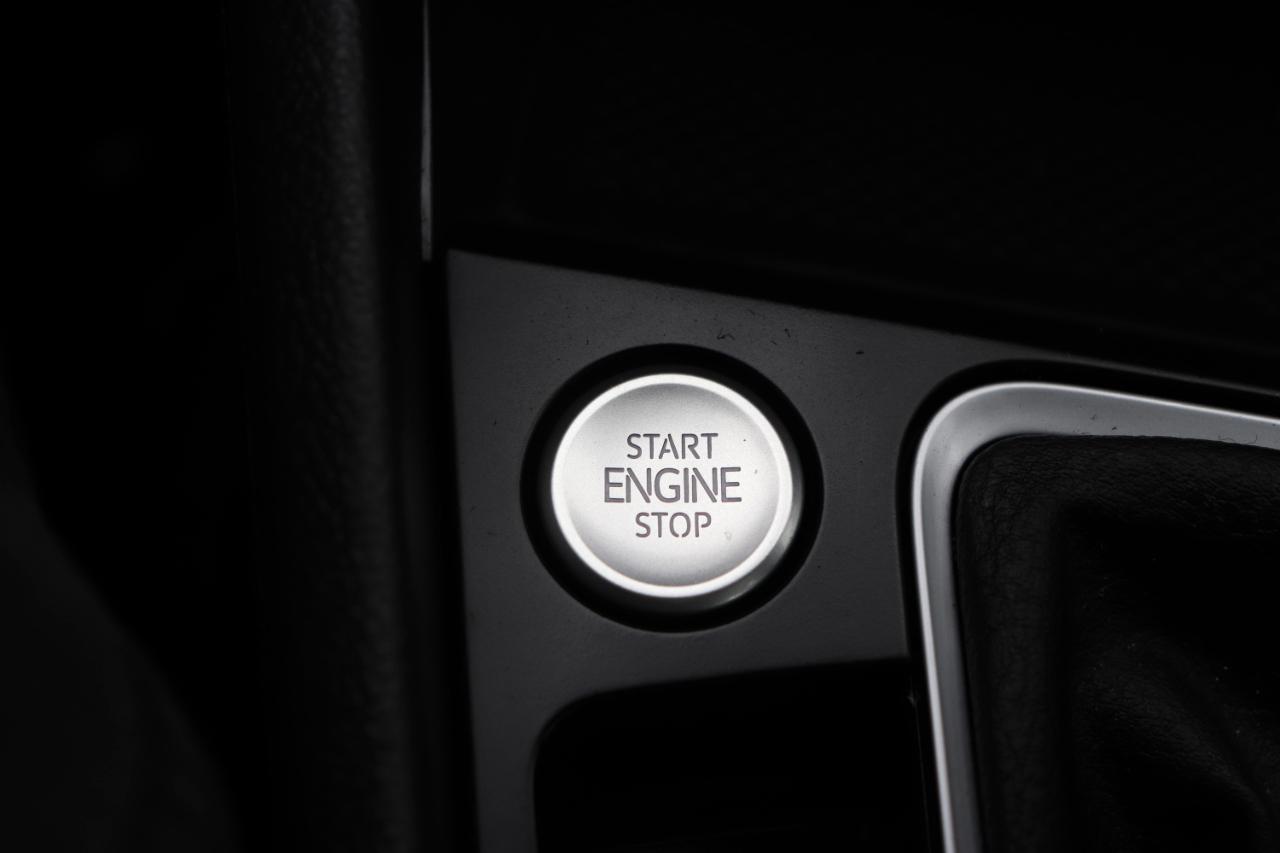 Volkswagen Jetta SE Auto 2024