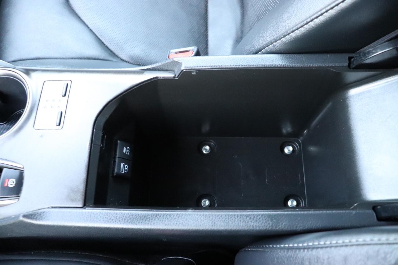 Toyota Camry XSE Auto (Natl) 2024