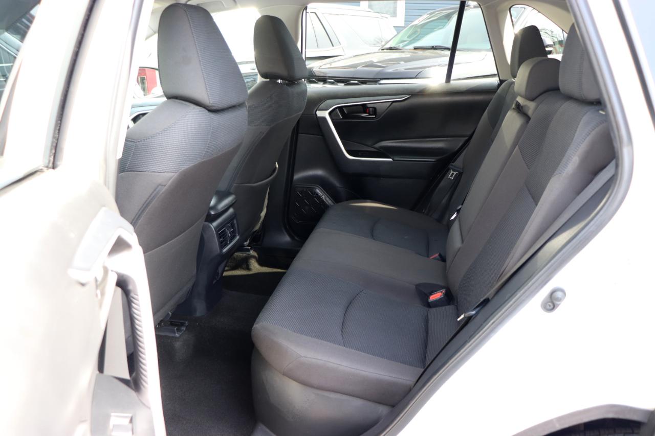 Toyota RAV4 Hybrid LE AWD (Natl) 2025