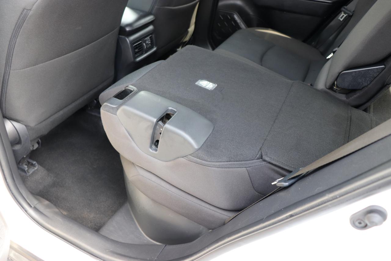 Toyota RAV4 Hybrid LE AWD (Natl) 2025